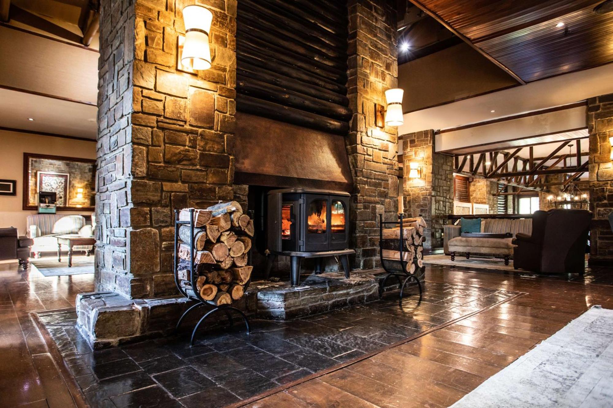 Drakensberg Sun Resort Cathkin Park Εξωτερικό φωτογραφία